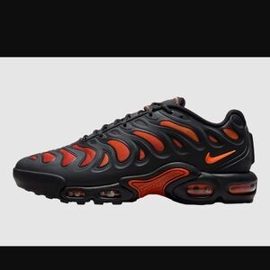 Nike Black and Orange Sneakers
